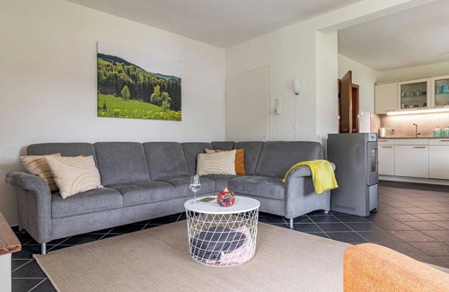 Altastenberg House | Comfortably furnished child-friendly vacation home with garden