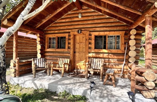 Cooke City-Silver Gate Cabin | Comfy cabin is situated on the Silver Gate property which overlooks 10,000ft tall mountain peaks surrounding the town.