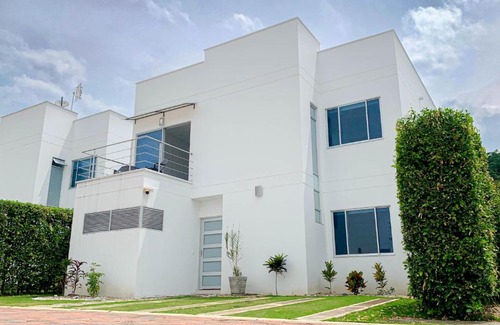 Apulo House | Condo Apulo - Hermosa casa - Jacuzzi y Piscina privados - WiFi