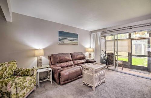 Gulf Gate Estates Apartment | Condo with Pool Access Less Than 4 Miles to Siesta Key Beach