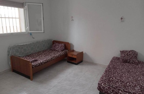 Dar Allouche House | Confortable Maisonnette prés de la plage à Dar el Alouch