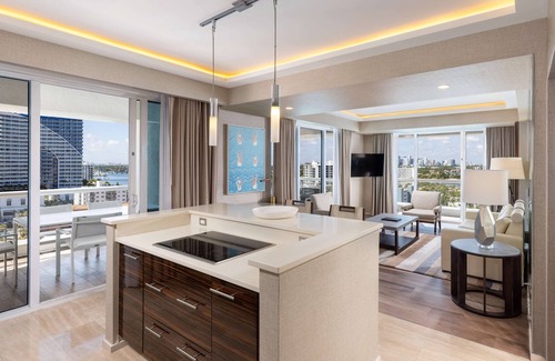 Central Beach Resort | Conrad Fort Lauderdale Beach