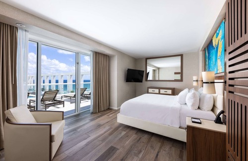 Central Beach Resort | Conrad Fort Lauderdale Beach