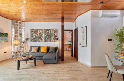 La Goleta Apartment | Coquito Pool