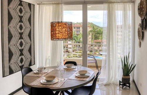 Barrio Santa Lucia Apartment | Costa Linda 5-24