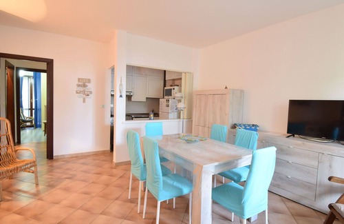Fertilia Apartment | Cosy apartment for 6 guests with A/C, TV and pets allowed