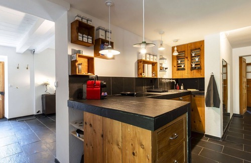 Noville Apartment | Cosy apartment for 3 people with WIFI, patio and pets allowed