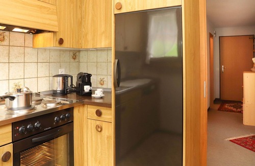 Zweisimmen Apartment | Cosy apartment for 4 guests with WIFI, TV and terrace