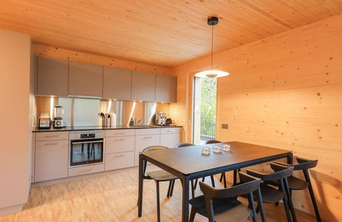 Zweisimmen Apartment | Cosy apartment for 4 people with WIFI, TV and balcony