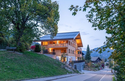 Zweisimmen Apartment | Cosy apartment for 4 people with WIFI, TV and balcony