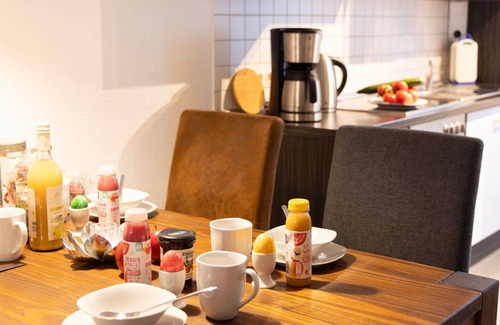 Lubmin Apartment | Cosy apartment for 4 guests with WIFI, TV, terrace and pets allowed