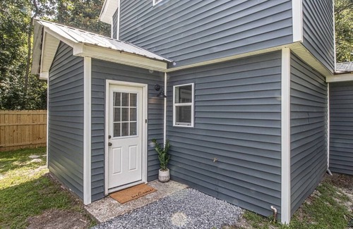 Long Beach Cottage | Cottage at the Carrmicheal