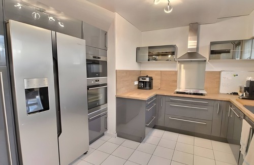 Saint-Florentin Cottage | Cottage 'Gîte Le Flot' with Private Garden and Wi-Fi