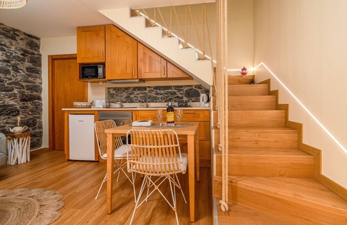 Calheta Cottage | Cottage Pearl-Rural Holiday Experience by SeaPearl.