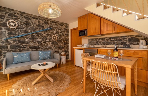Calheta Cottage | Cottage Pearl-Rural Holiday Experience by SeaPearl.