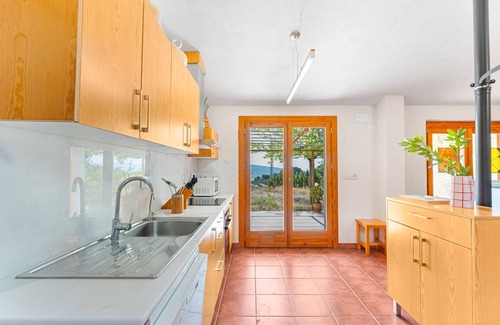 Ibi House | Country House 'Lluna' with Mountain View, Shared Pool and Wi-Fi