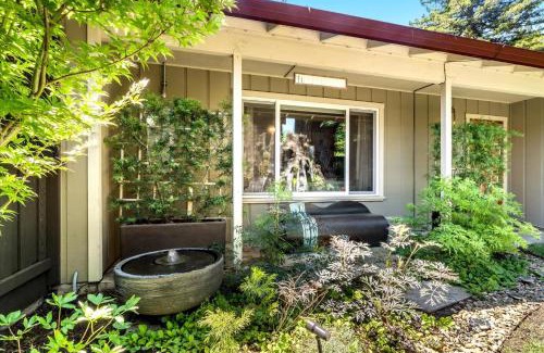 Guerneville House | Country Roads - Hot Tub Game Room Dog Friendly