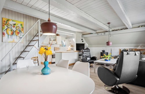 Lodbjerg Hede Cottage | Coxy cottage overlooking the golf course at Søndervig - 1019