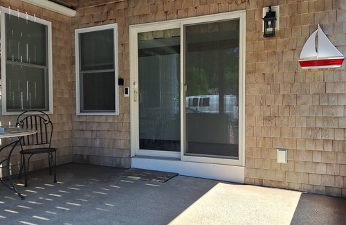 Hyannis Apartment | Cozy 1-bedroom apartment with AC, WiFi in charming Barnstable