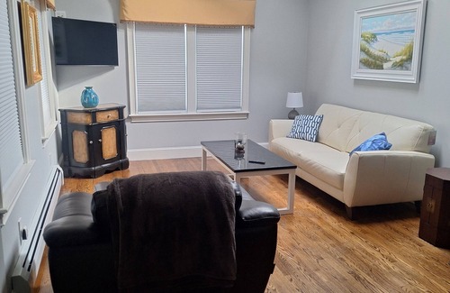 Hyannis Apartment | Cozy 1-bedroom apartment with AC, WiFi in charming Barnstable