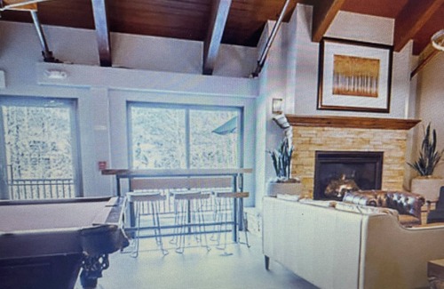 Highland Meadows Condo | Cozy 1-bedroom condo in Vail with complimentary resort shuttle.