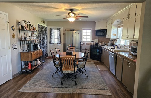 Lake Charles House | Cozy 2-bedroom waterfront house in Lake Charles - Perfect for Camping or Fishing