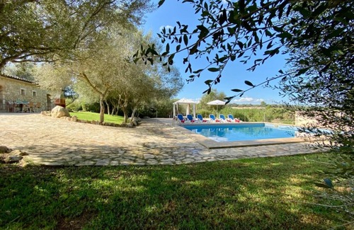 Manacor Cottage | COZY AND QUIET STONE HOUSE, WITH CHARMING MALLORQUIN (FREE WIFI)