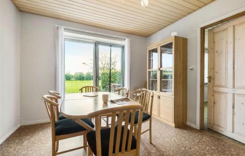 Outrup Apartment | Cozy Apartment In Outrup With Wifi