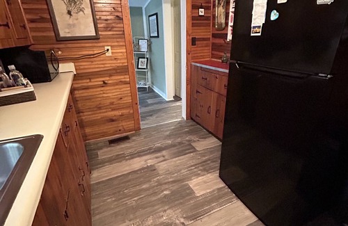 Clayton Cabin | Cozy cabin with hot tub in the heart of all the best of Rabun County!