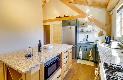 Camden Cottage | Cozy Camden Cottage w/Fire Pit & Trail Access