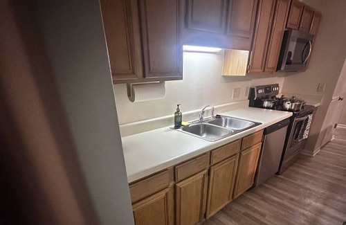 Greensboro Condo | Cozy Condo close to I-85, 20 minutes from airport