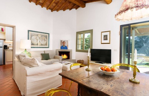 Bolgheri Cabin | COZY COTTAGE IN A DREAM LOCATION WITH POOL HEATED WHIRPOOL