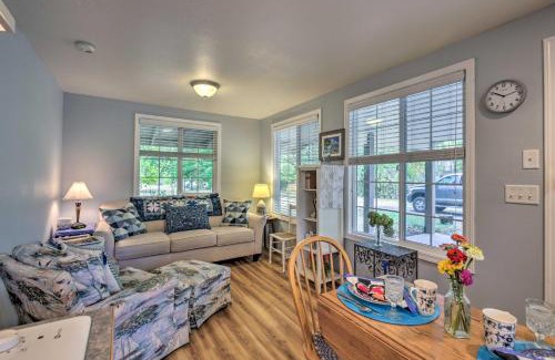 McMinnville House | Cozy Cottage on Flower Farm with Baker Creek Views!