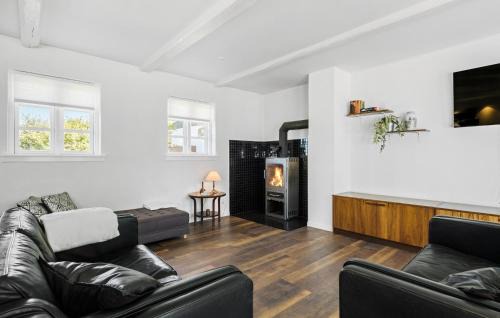 Faarevejle House | Cozy Home In Fårevejle With Wifi
