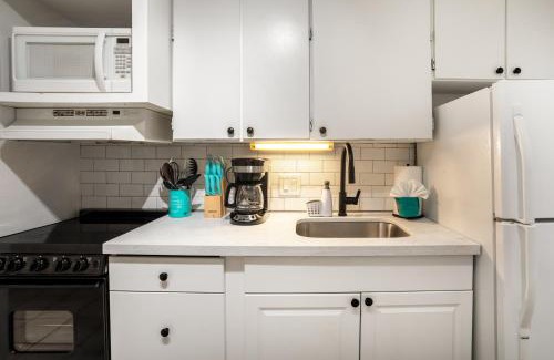 Kihei Apartment | Cozy Maui Studio Retreat Just Steps to the Sand!