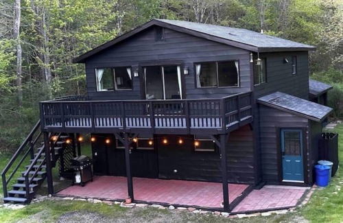 Wilmington House | Cozy Mountain House- 50 acres/Trails/Whiteface mnt