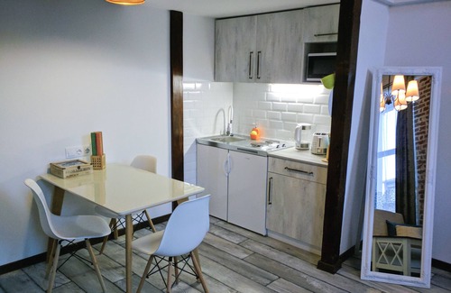 Tbilisi City Centre Apartment | Cozy Studios on Freedom Square