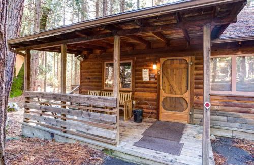 North Wawona House | Creekside Cabin