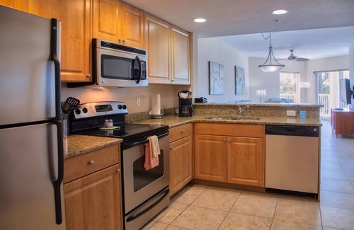 Treasure Island Apartment | Crystal Palms Beach Resort