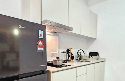 Kampung Pantai Dalam Condo | Cubic Botanical Premium Suites atBangsar