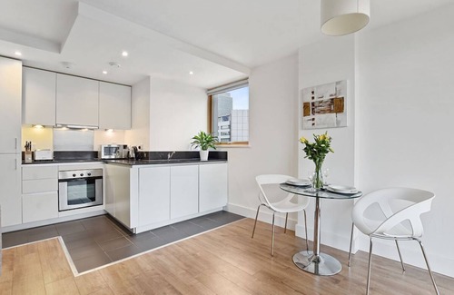 Canary Wharf Apartment | Cubo Canary Wharf