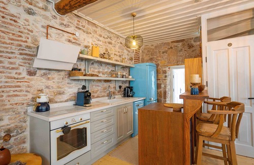 Ayvalik Hotel | Cundalis1893