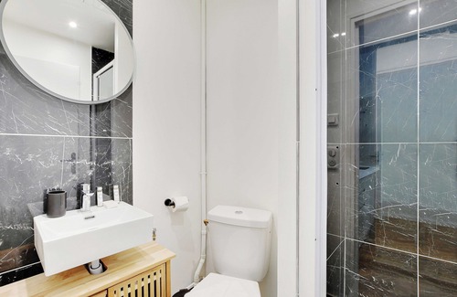 Quartier de la Goutte-d'Or Apartment | Cute Studio in Eclectic 18th District - 1