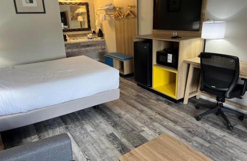 Branson Hotel | Days Inn by Wyndham Branson Ozarks