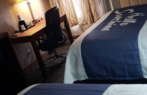 Clive Hotel | Days Inn by Wyndham West Des Moines/Clive