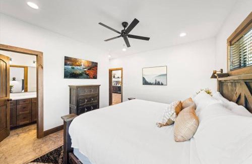 Wears Valley House | Dazzling New Lux Bowling Pickleball Pool Mtn Views