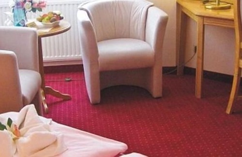 Fredersdorf Hotel | Flora