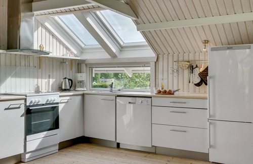 Hejlsminde Strand House | "Dea" - 850m from the sea by Interhome