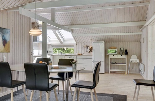 Hejlsminde Strand House | "Dea" - 850m from the sea by Interhome