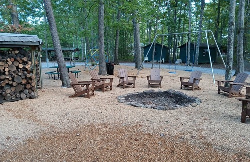 Graysville Cabin | Delightful campground with AC/Heat in charming Graysville, TN